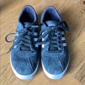 Women’s Adidas neo sneaker size 7